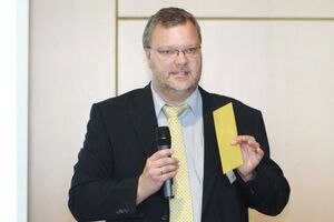 Gastredner Jörg Kunkel (IG BCE)